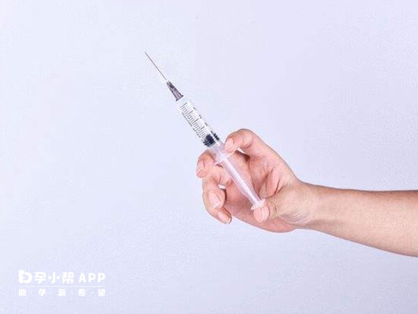 腺肌症女性做試管前可打子宮縮小針