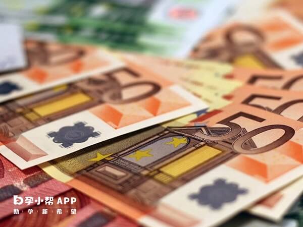武漢同濟醫院供精費用在4000元左右