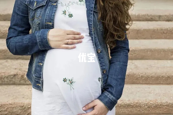 孕妇爬楼梯更利于顺产